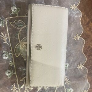 Tory Burch Light Beige Wallet